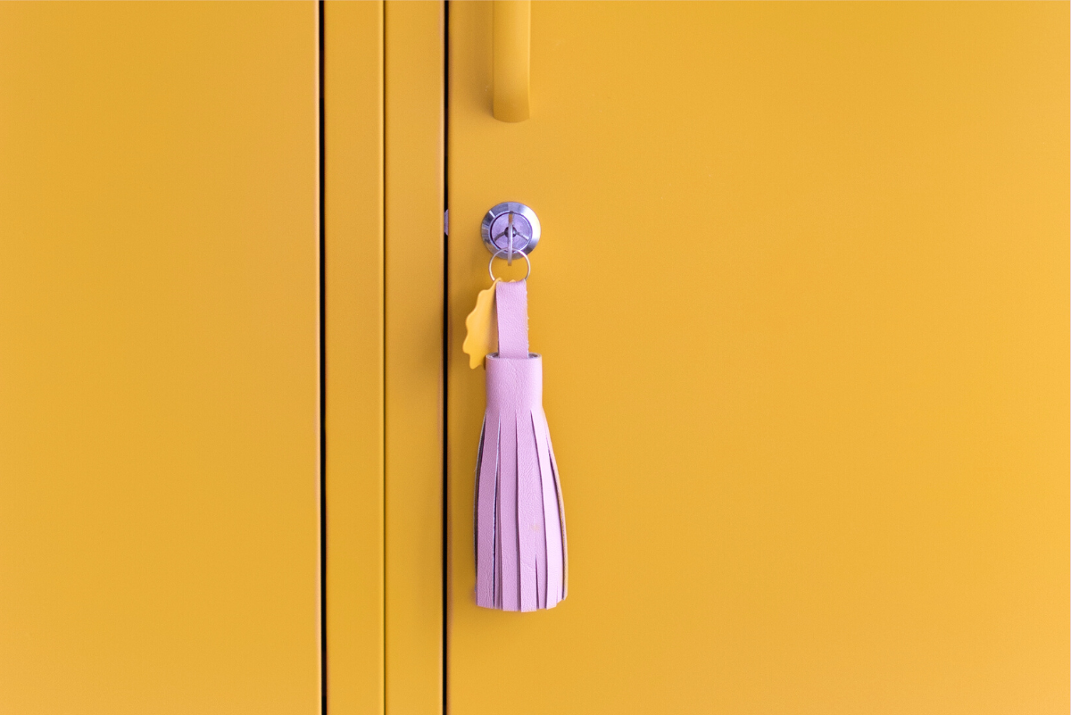 make your own - leather tassel keyring